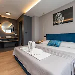 Luxurious In With Sauna Kakma