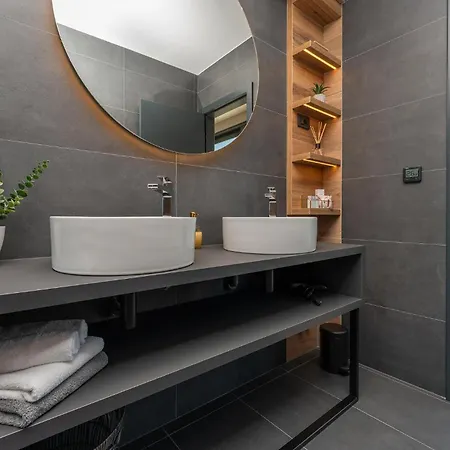 Luxurious In With Sauna * Kakma