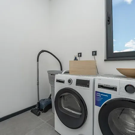 Beautiful In With Sauna