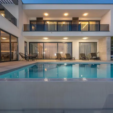 Beautiful In With Sauna Tatil Evi Kakma