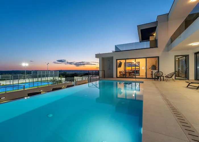 Semesterbostad Beautiful In With Sauna Kakma